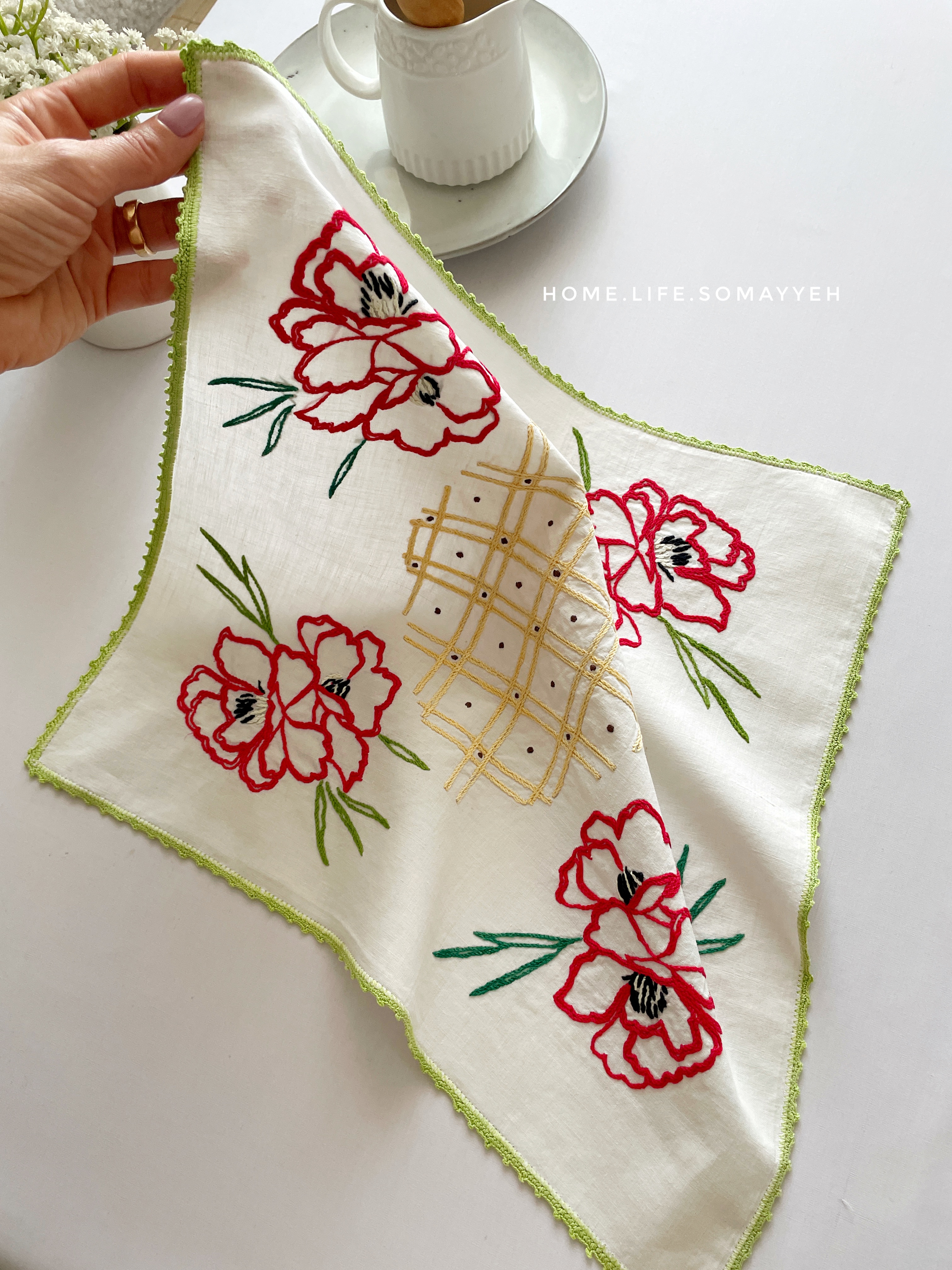 رومیزی گلدوزی وینتیج دستدوز