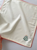 دستمال کتان گلدوزی کاج