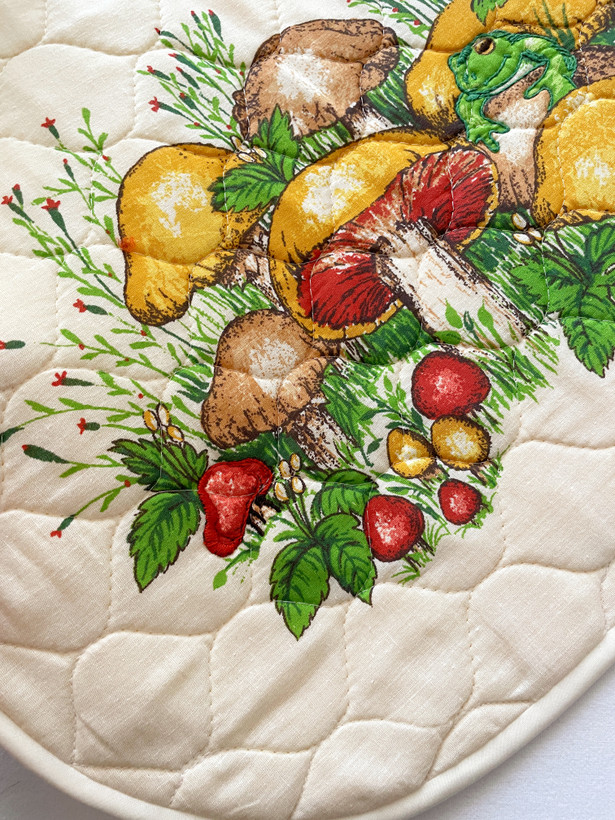 زیربشقابی کتان ابردوزی