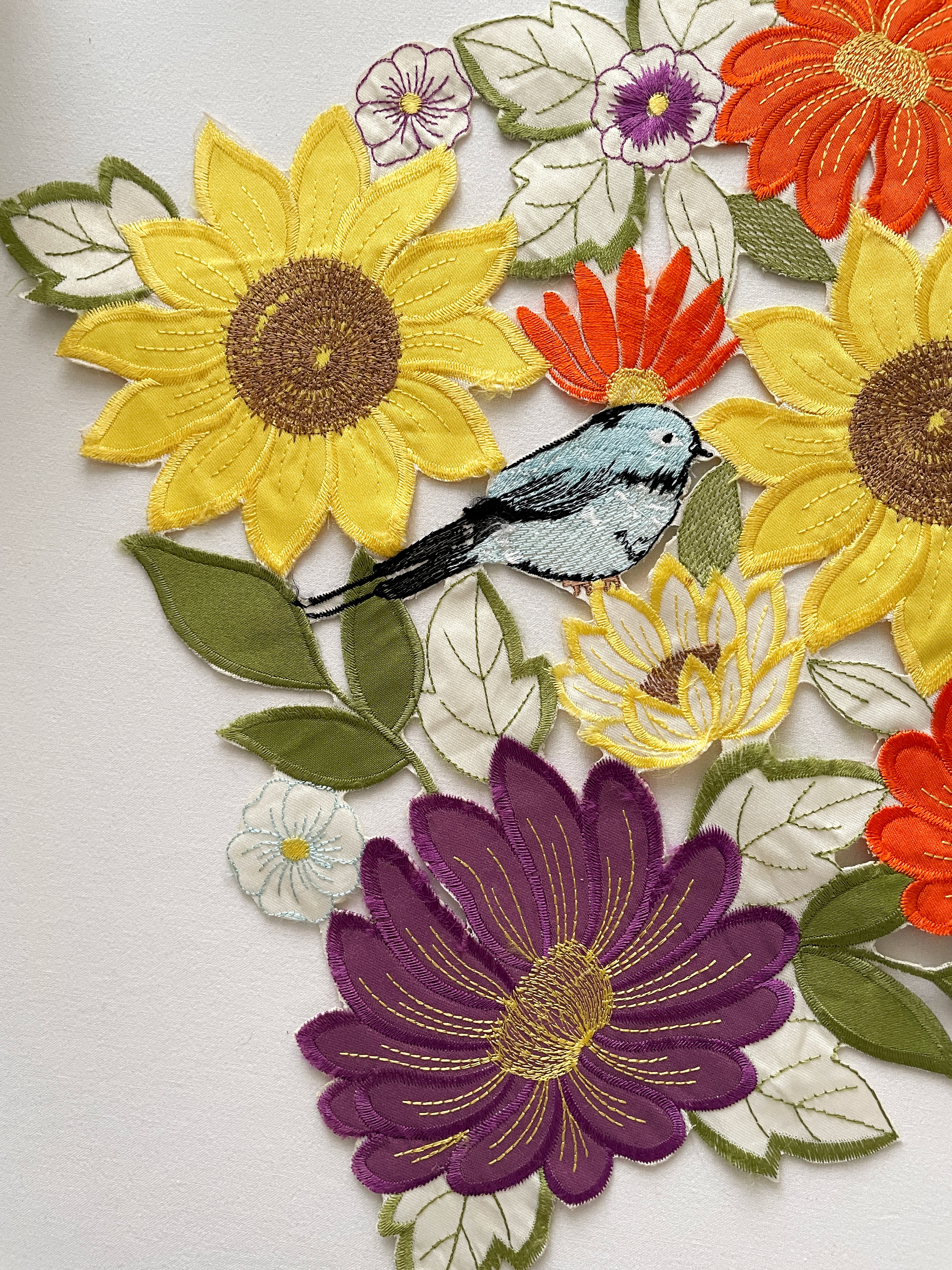 رومیزی تکه دوزی و گلدوزی