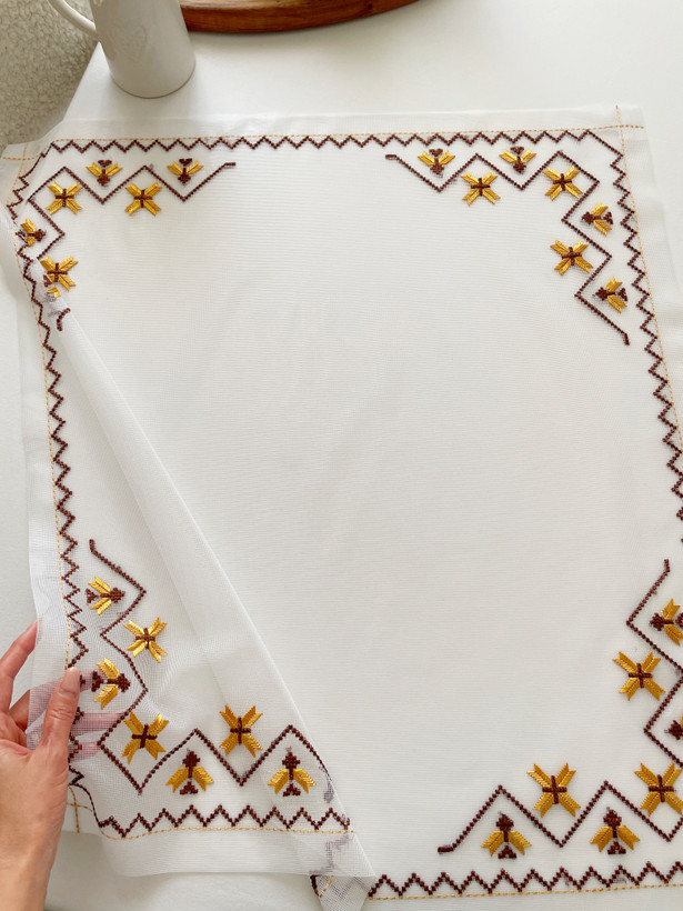 رومیزی تور/سوزندوزی دستدوز