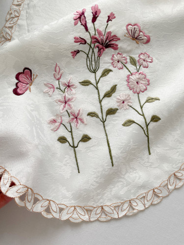 نیم پرده گلدوزی