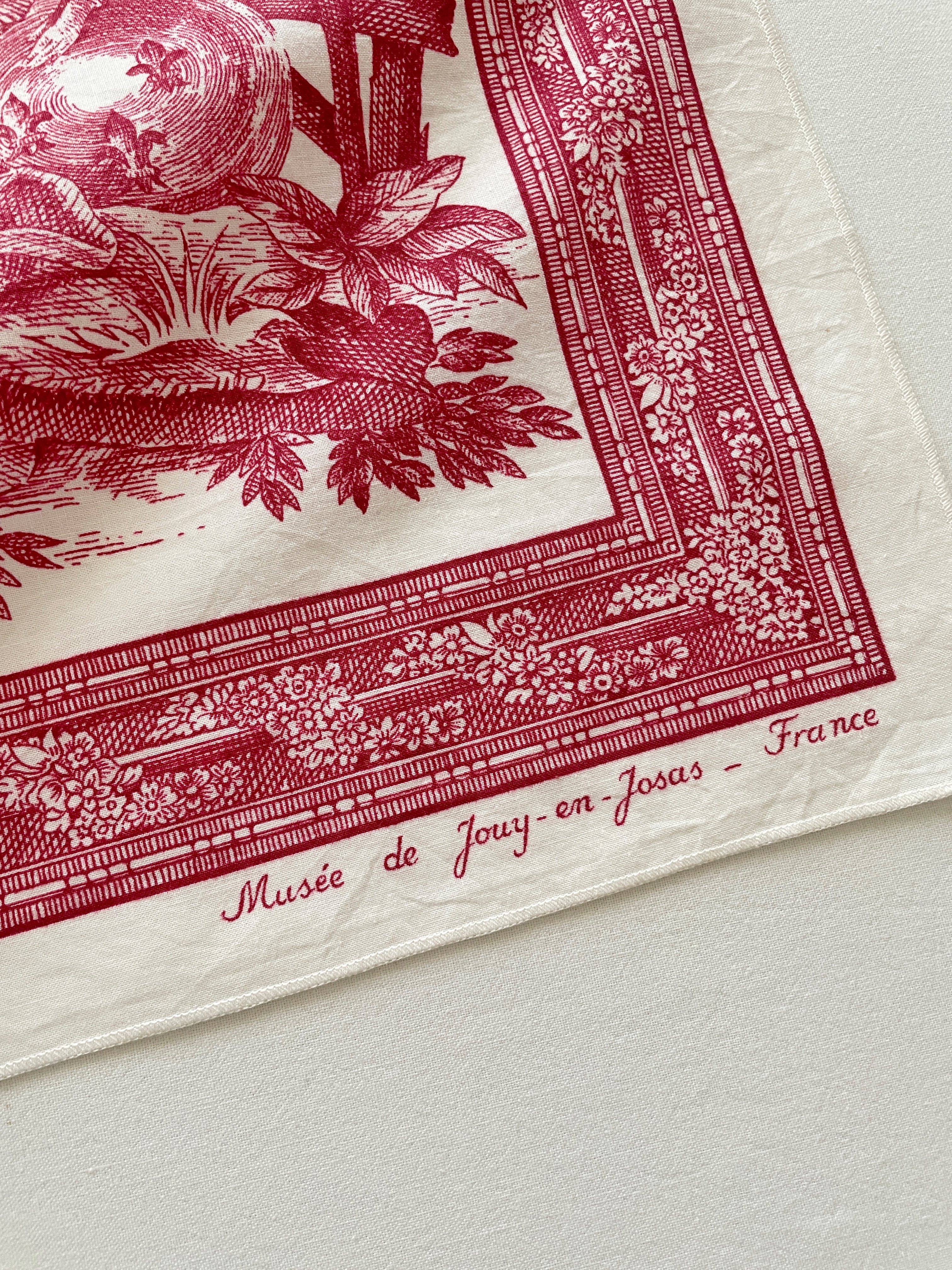 دستمال وینتیج فرانسوی با طرح Toile de Jouy