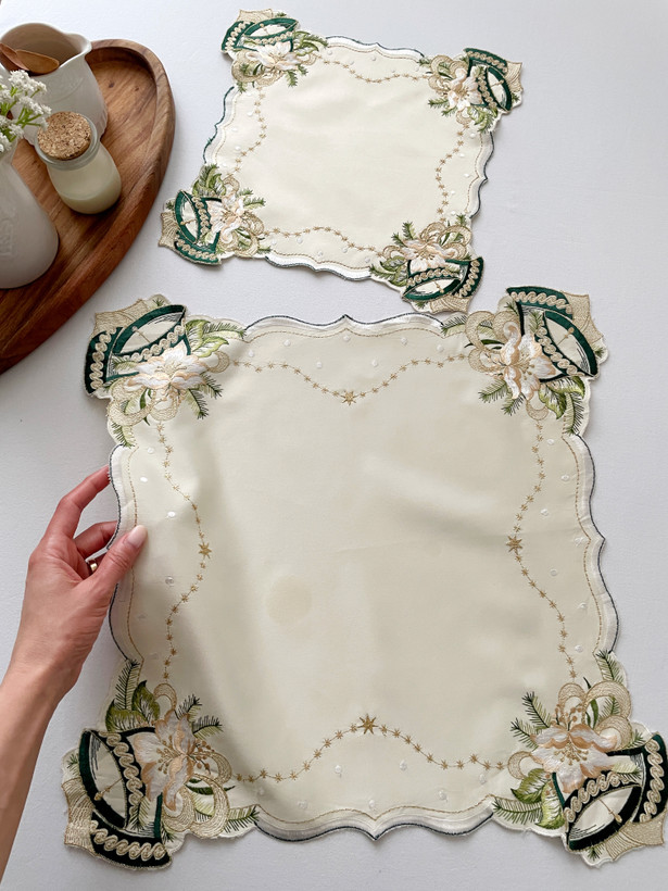 رومیزی گلدوزی(۲عددی)