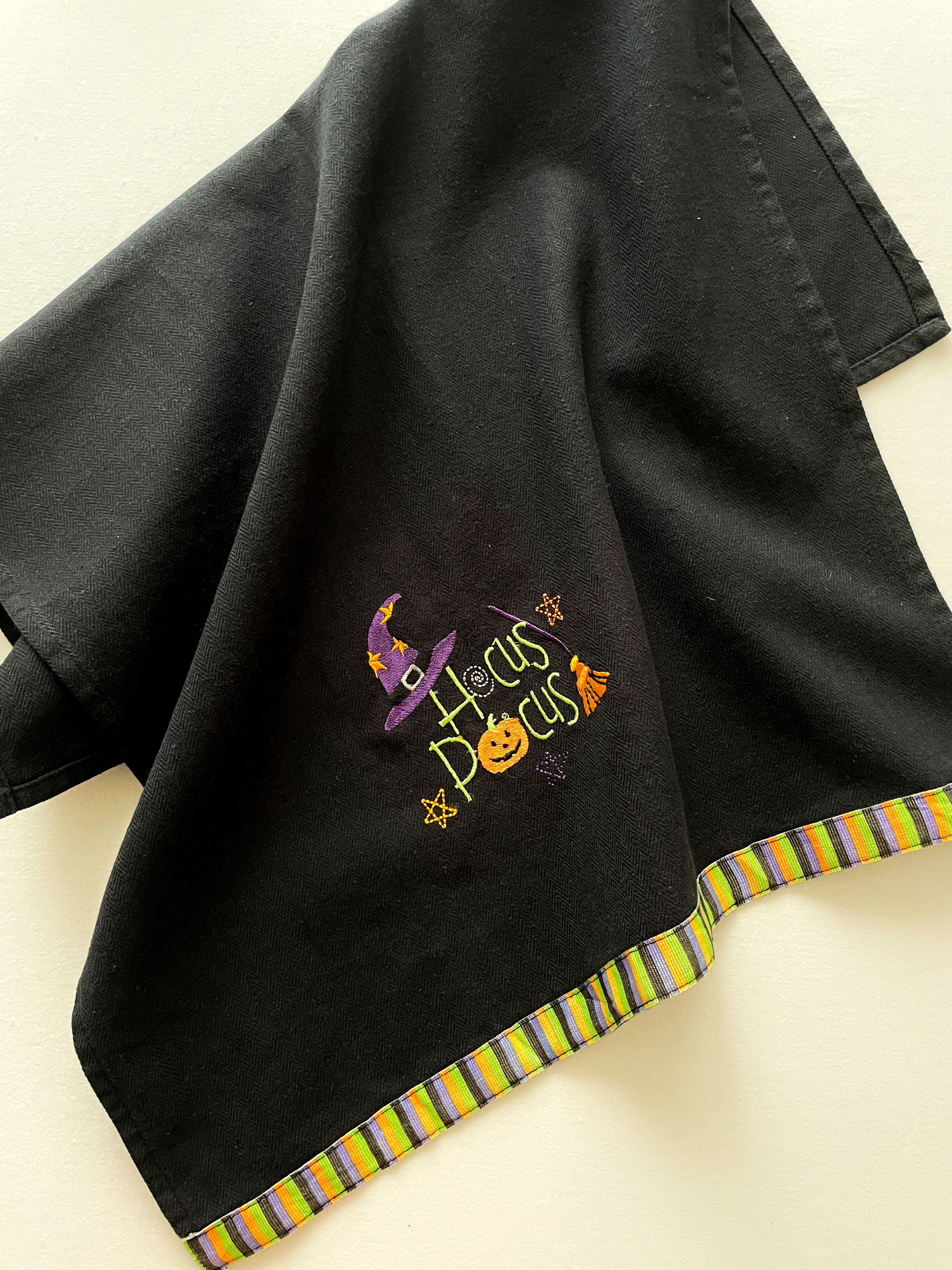 دستمال کتان گلدوزی هالووین