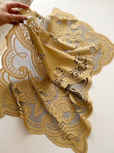رومیزی دانتل