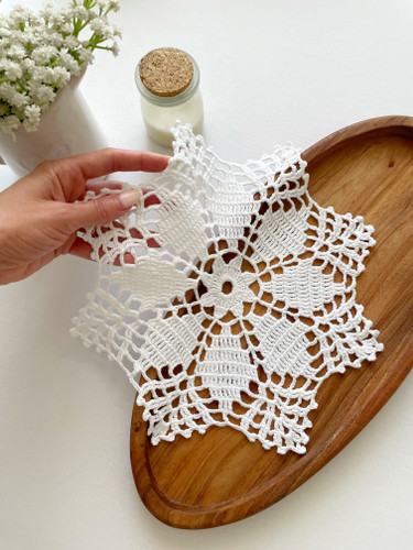 رومیزی قلاب بافی